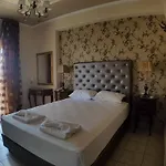 Hotel Artemision 3*