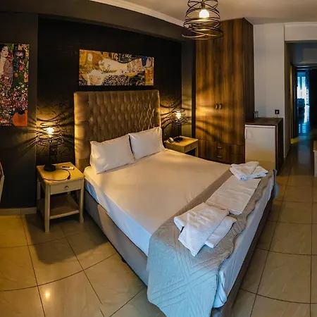 Artemision Hotel 3*
