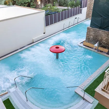 Hotel Artemision 3*